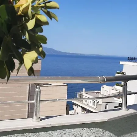 Kapo Apartment *