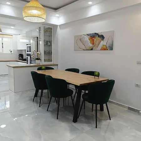 Apartment Kapo Sarande